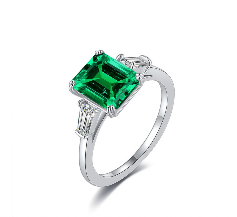 Customizable Moissanite Ring MG077