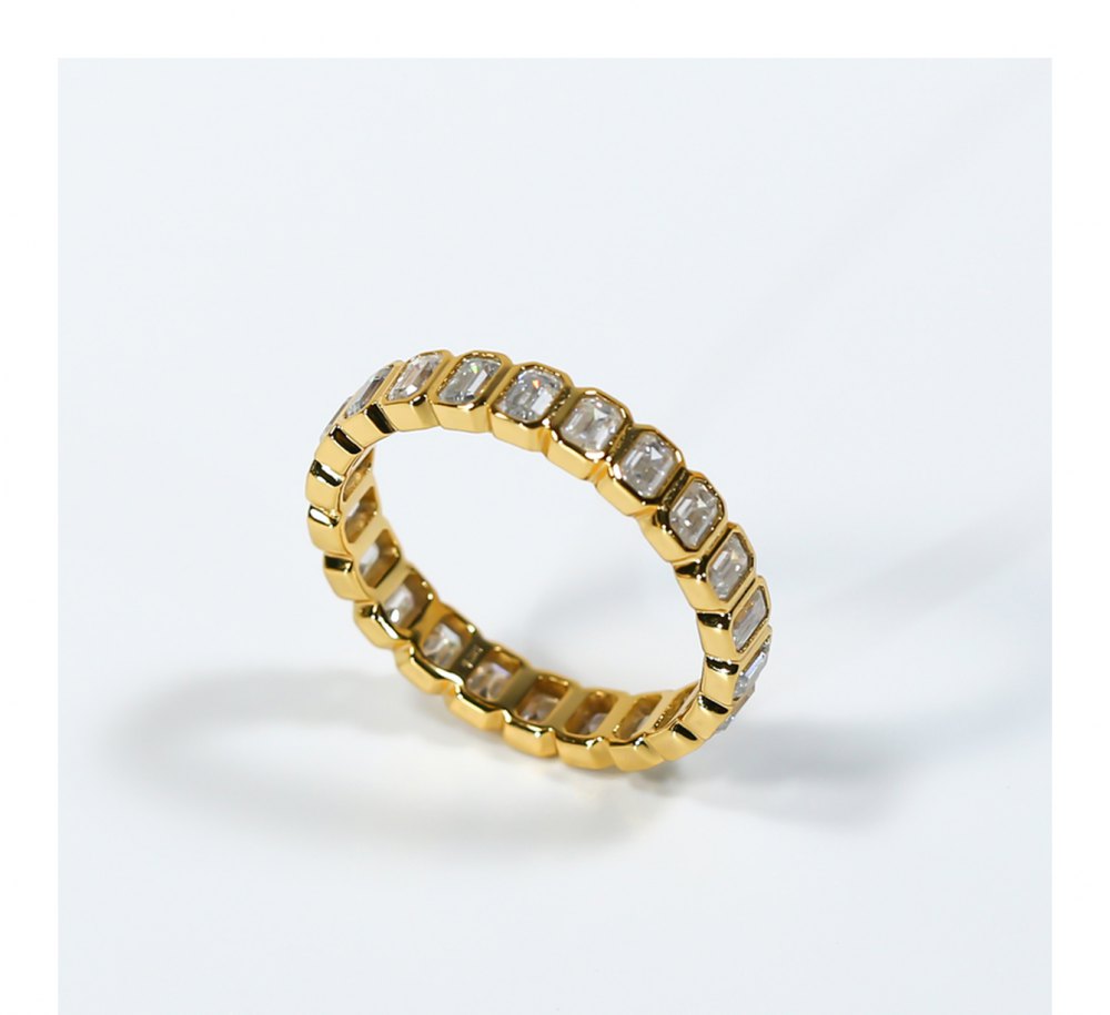 Customizable Moissanite Ring MG078